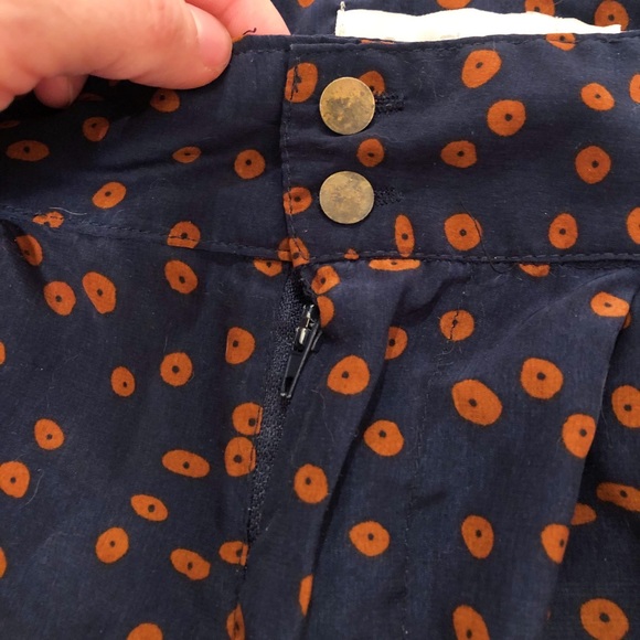 Costa Blanca High Waisted Soft Pleated Shorts - Picture 3 of 4